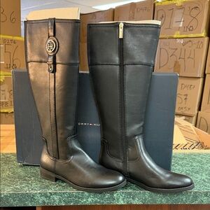 Tommy Hilfiger Black Knee-High Riding Boots with Logo Accent